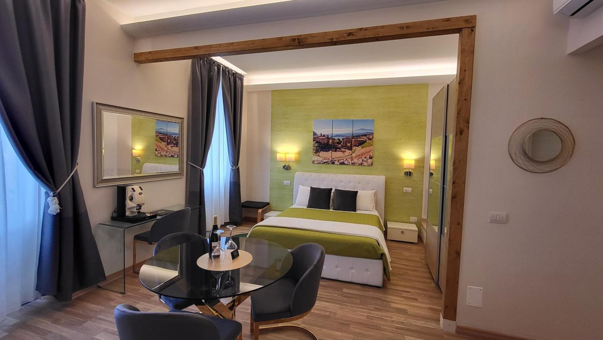 I Due Grifoni Studio Flat تاورمينا المظهر الخارجي الصورة